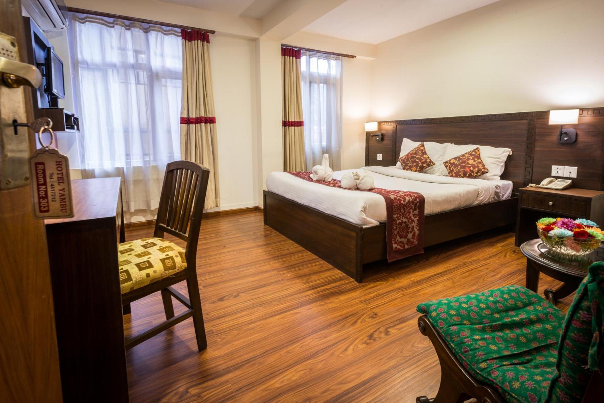Hotel Yambu Kathmandu Esterno foto