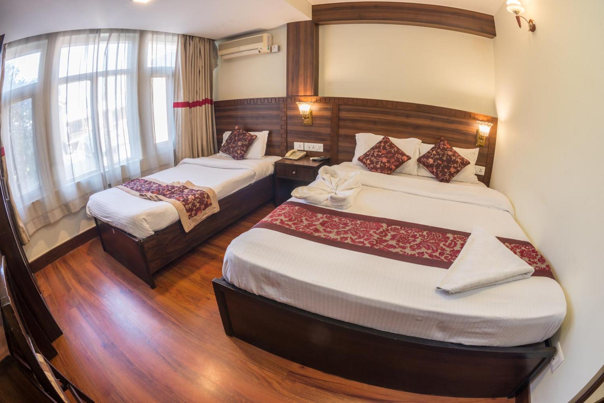 Hotel Yambu Kathmandu Esterno foto